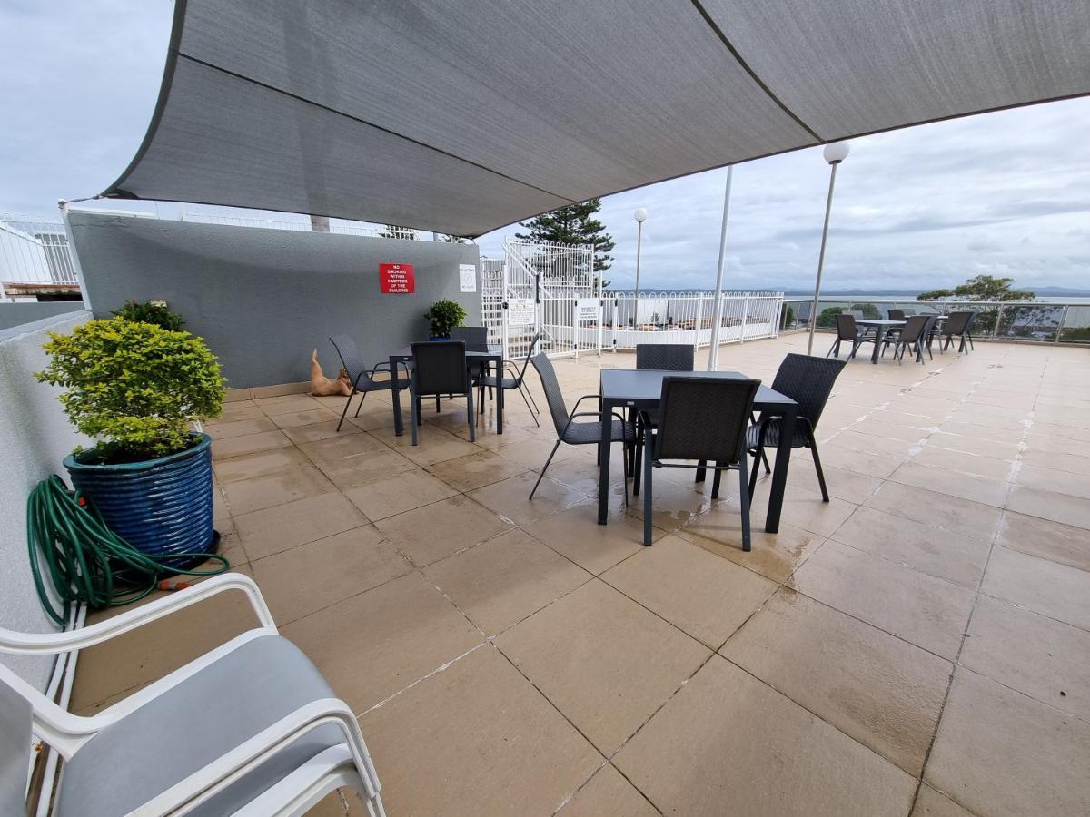 Nelson Towers Motel & Apartments Nelson Bay Exterior photo