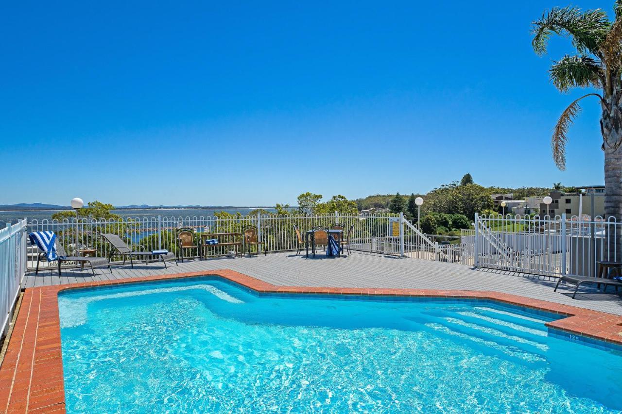 Nelson Towers Motel & Apartments Nelson Bay Exterior photo