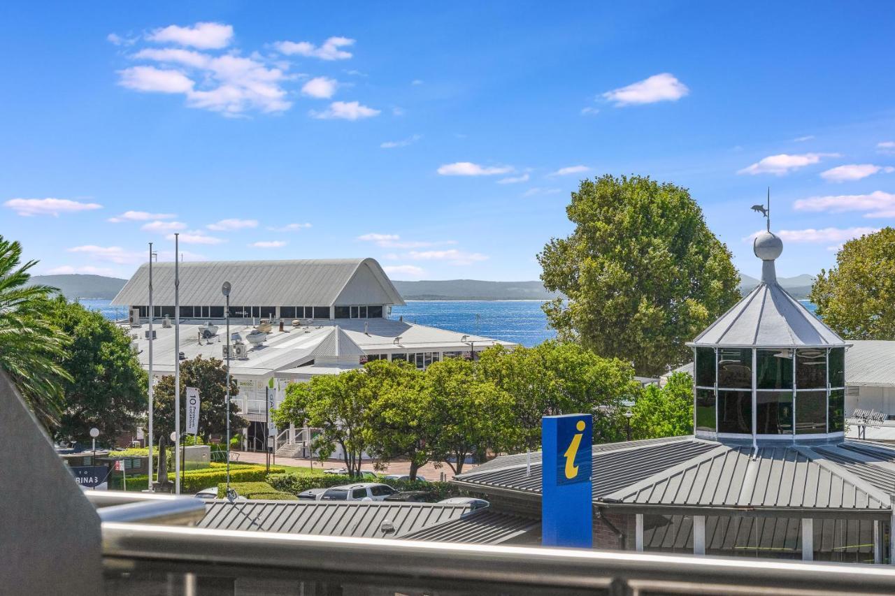 Nelson Towers Motel & Apartments Nelson Bay Exterior photo